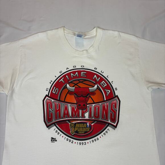 Vintage 1997 Chicago Bulls Pro Player 5 Time Champion Tee Shirt Men's XL - Picture 2 of 11